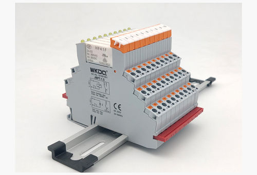 Klemmenblokrelaismodule voor PLC-interfaces Op DIN-rail gemonteerde push-in-verbinding